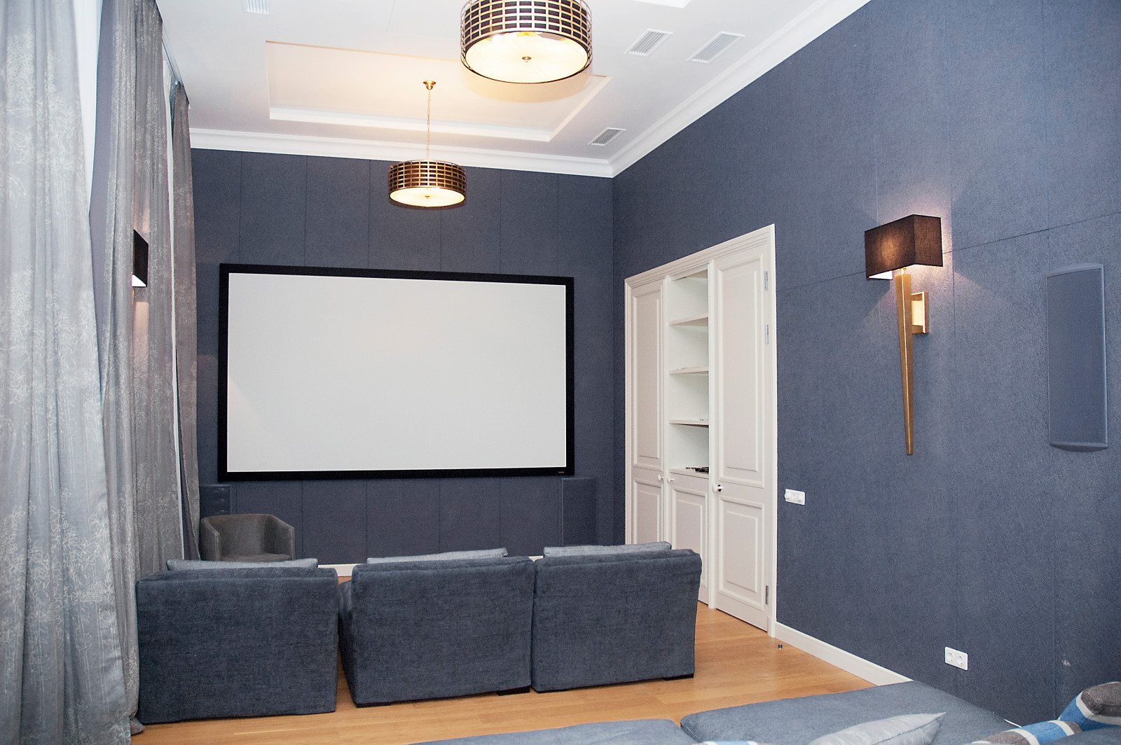 Кинозал в г. Сочи