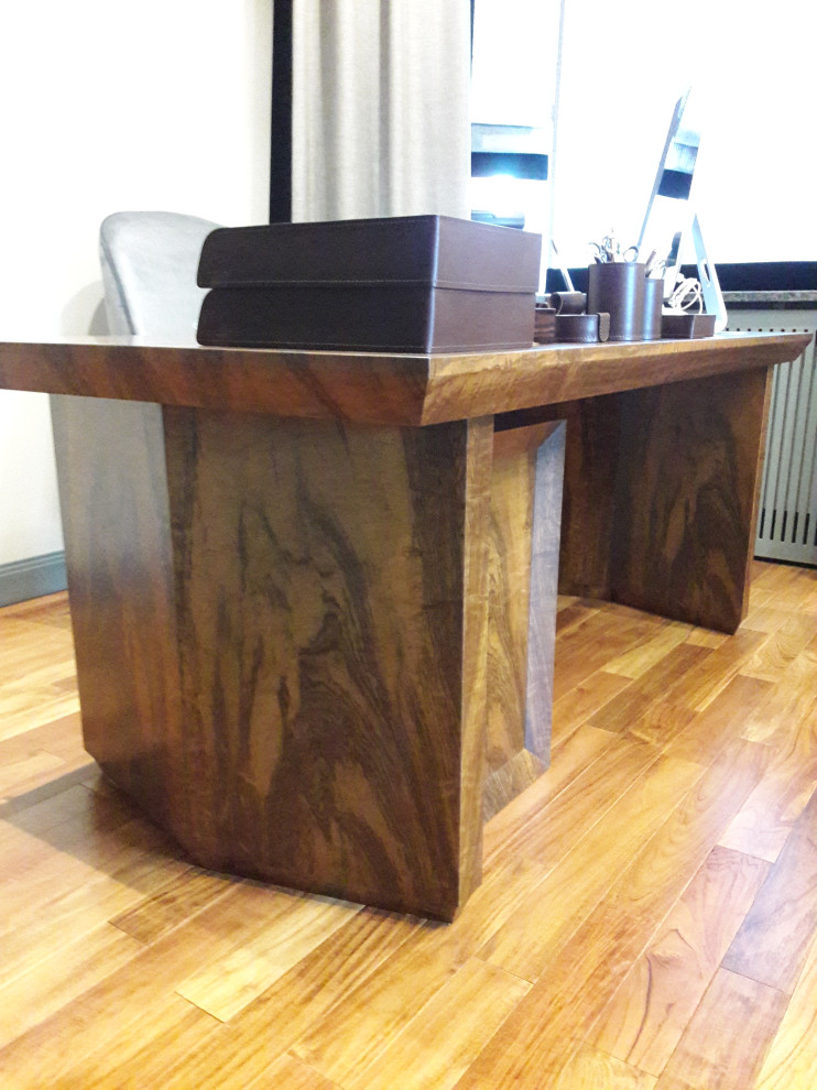 Обложка проекта: Стол рабочий