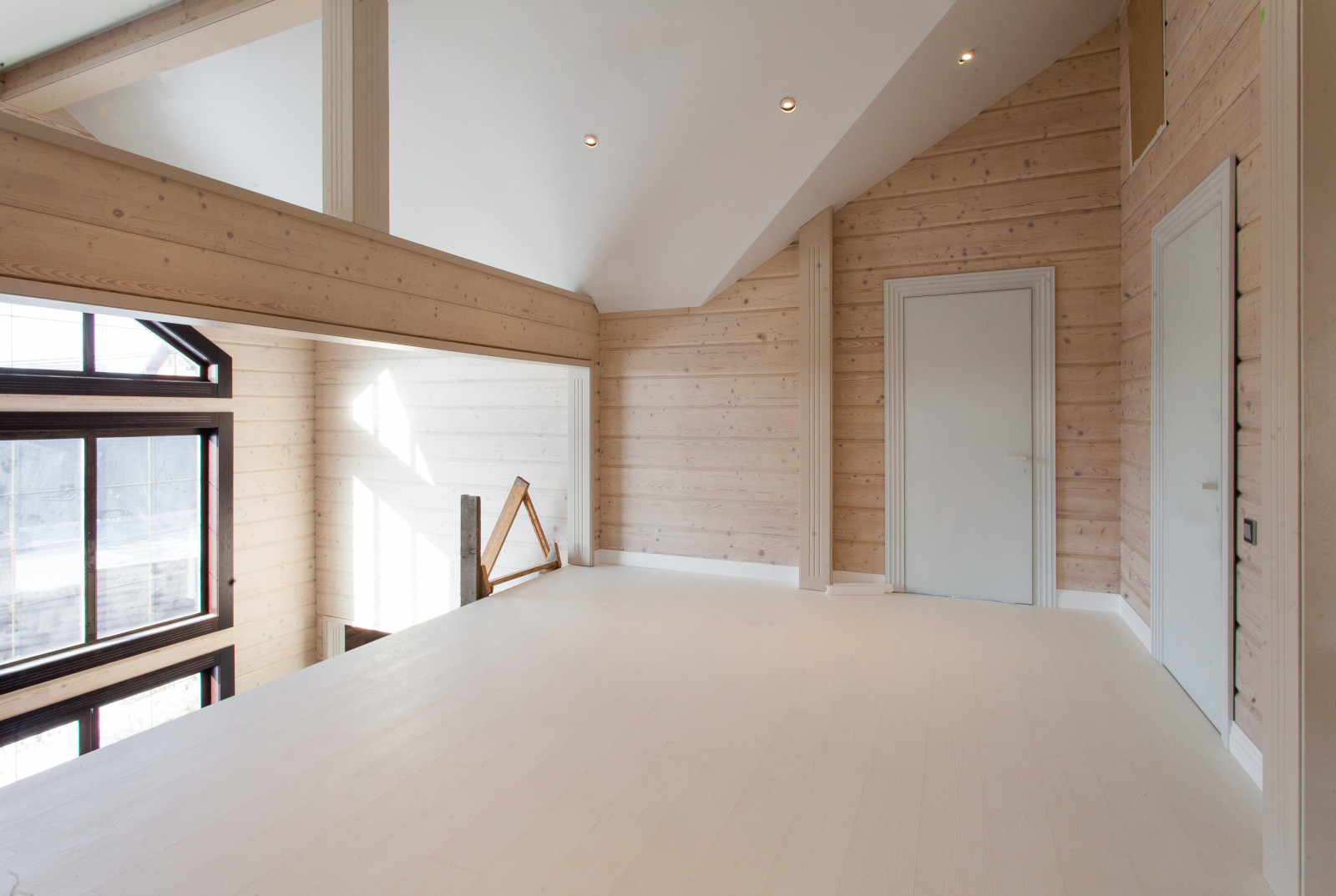 Готовый дом из клееного бруса по проекту "Алдан" 312 м2