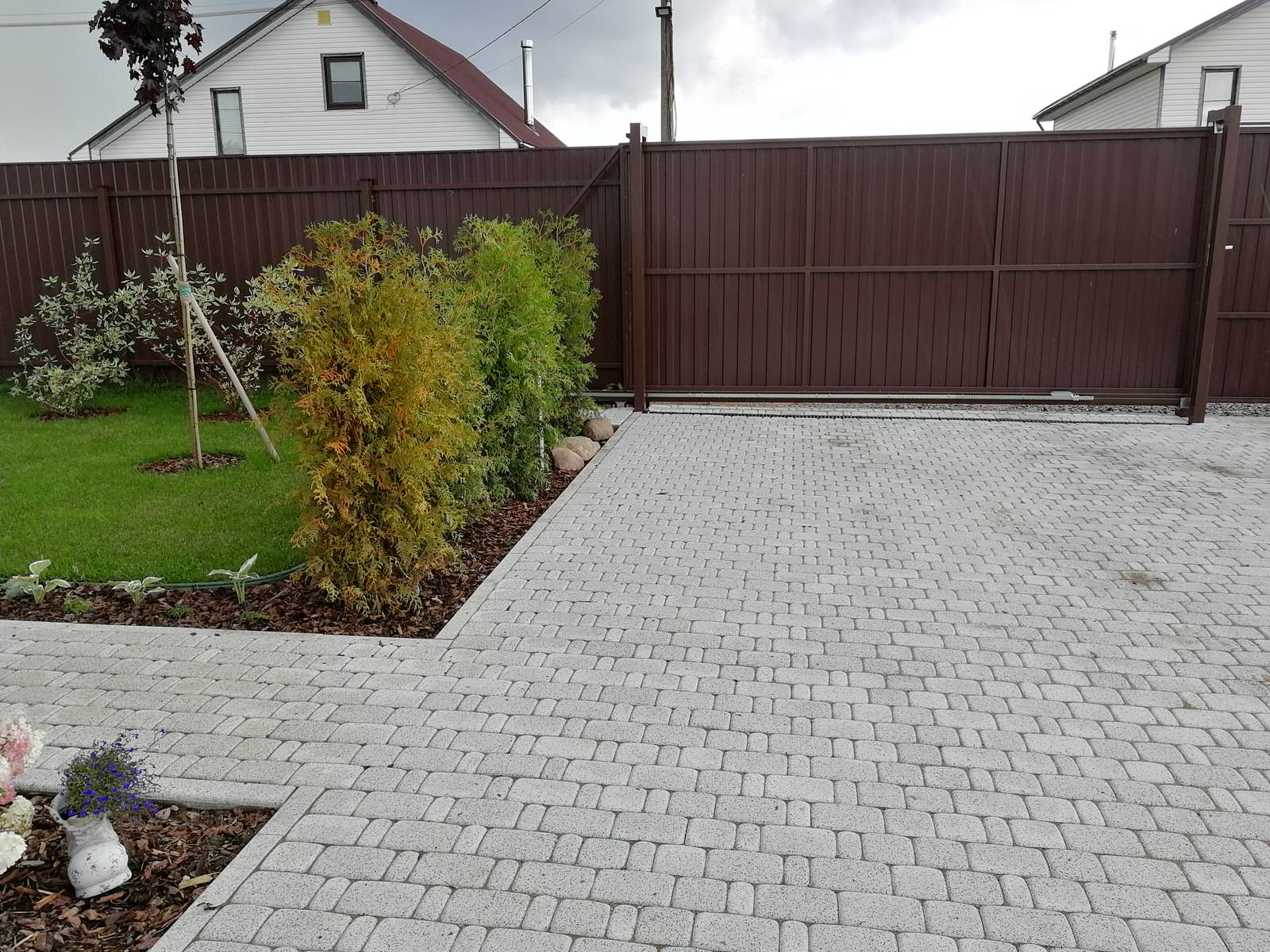 Обложка проекта: д. Олики