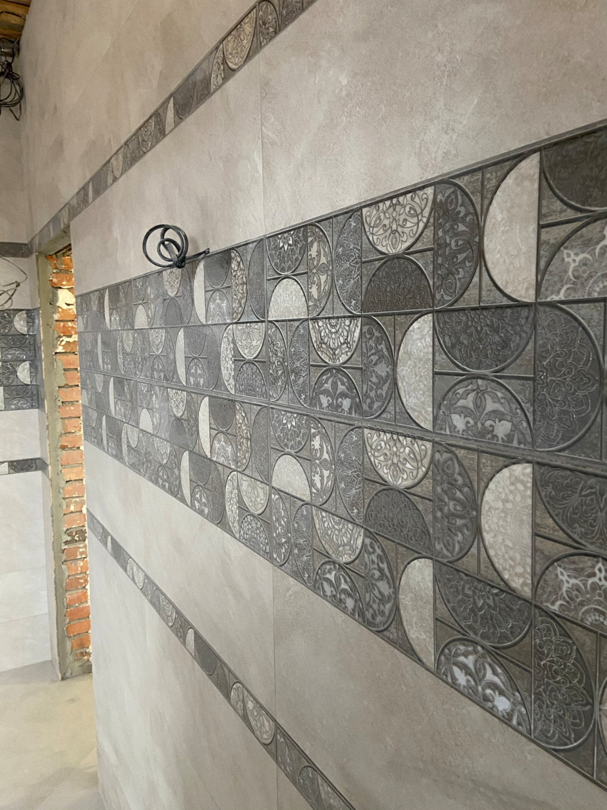 Укладка керамогранита в ваной