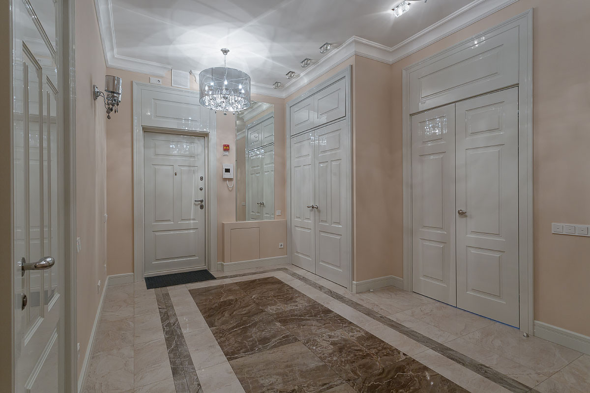 Мосфильмовская 8