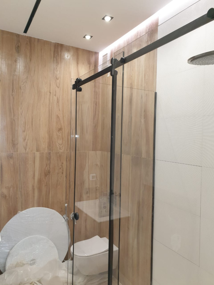 Стеклянная перегородка в душевую