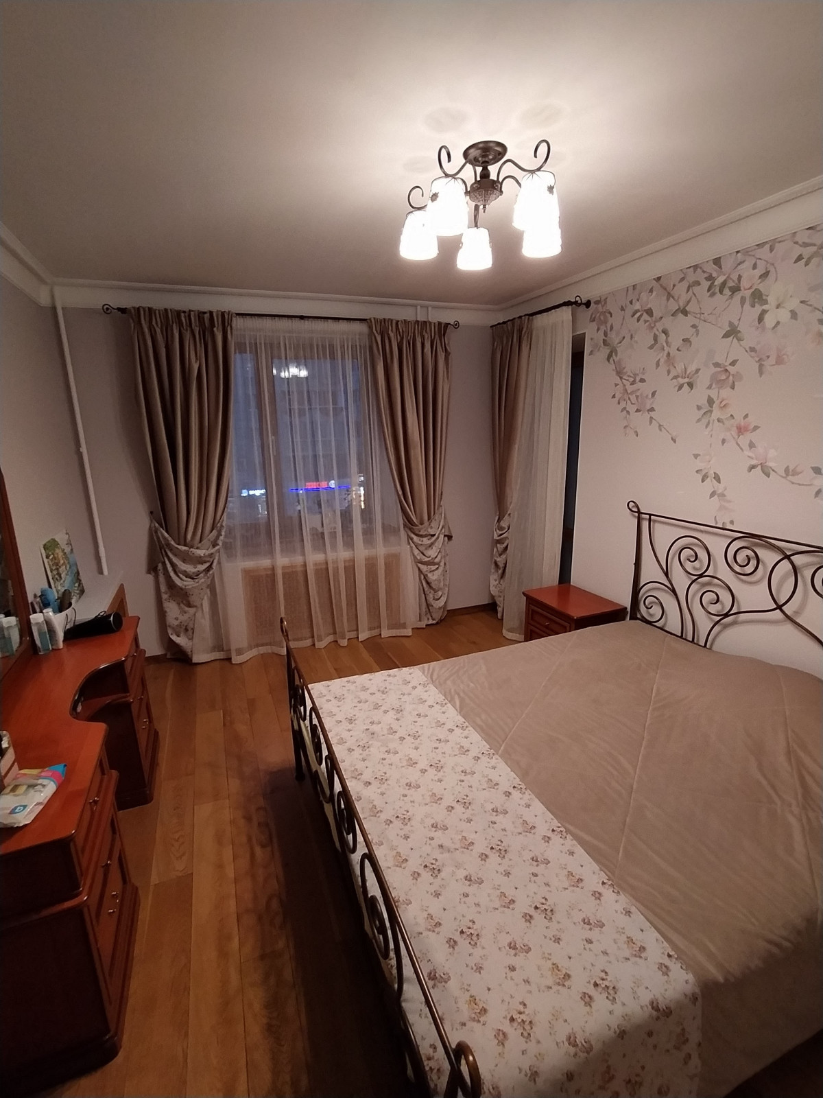 Обложка проекта: спальня