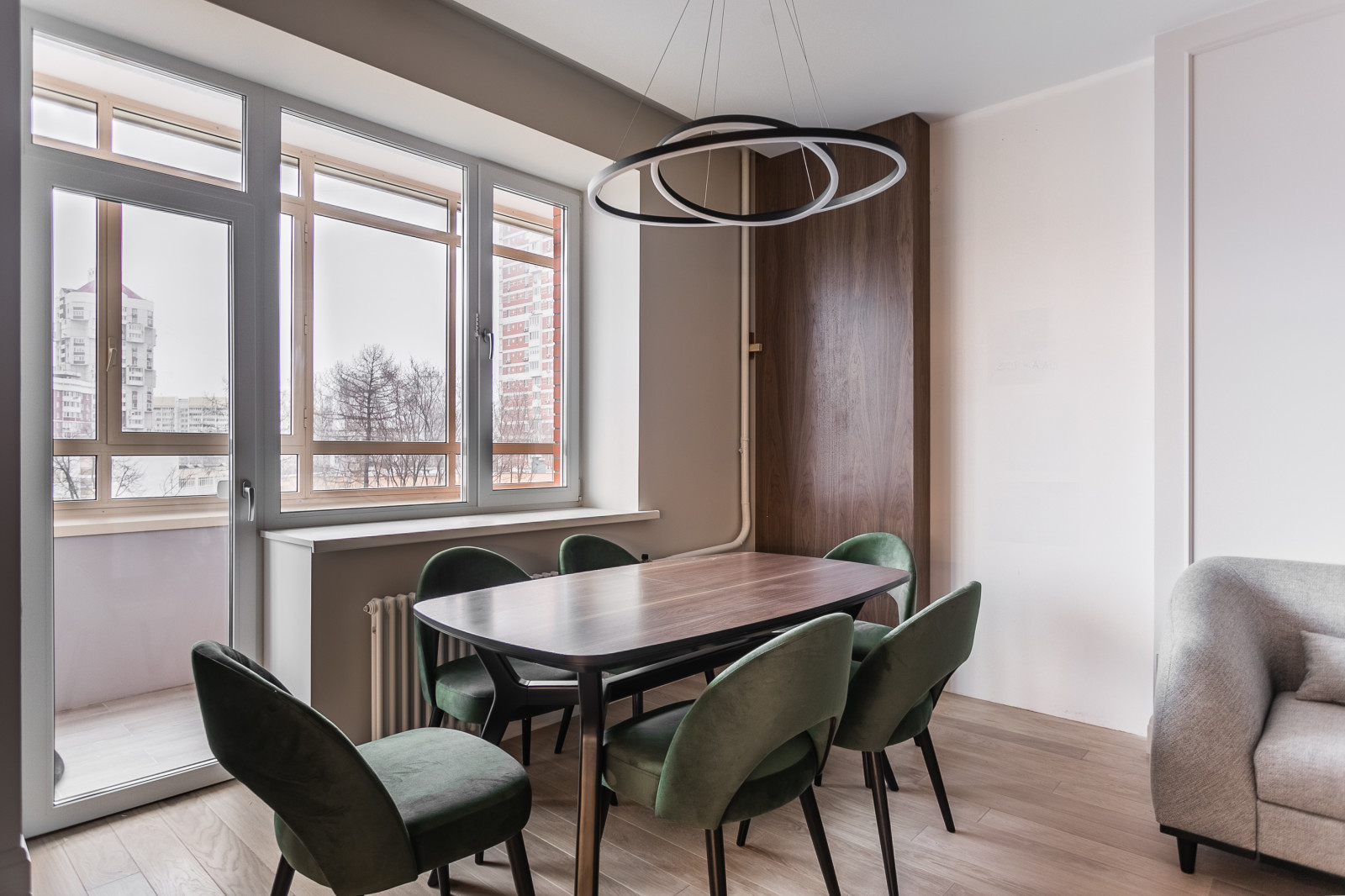 Реализация: Мичуринский, 26