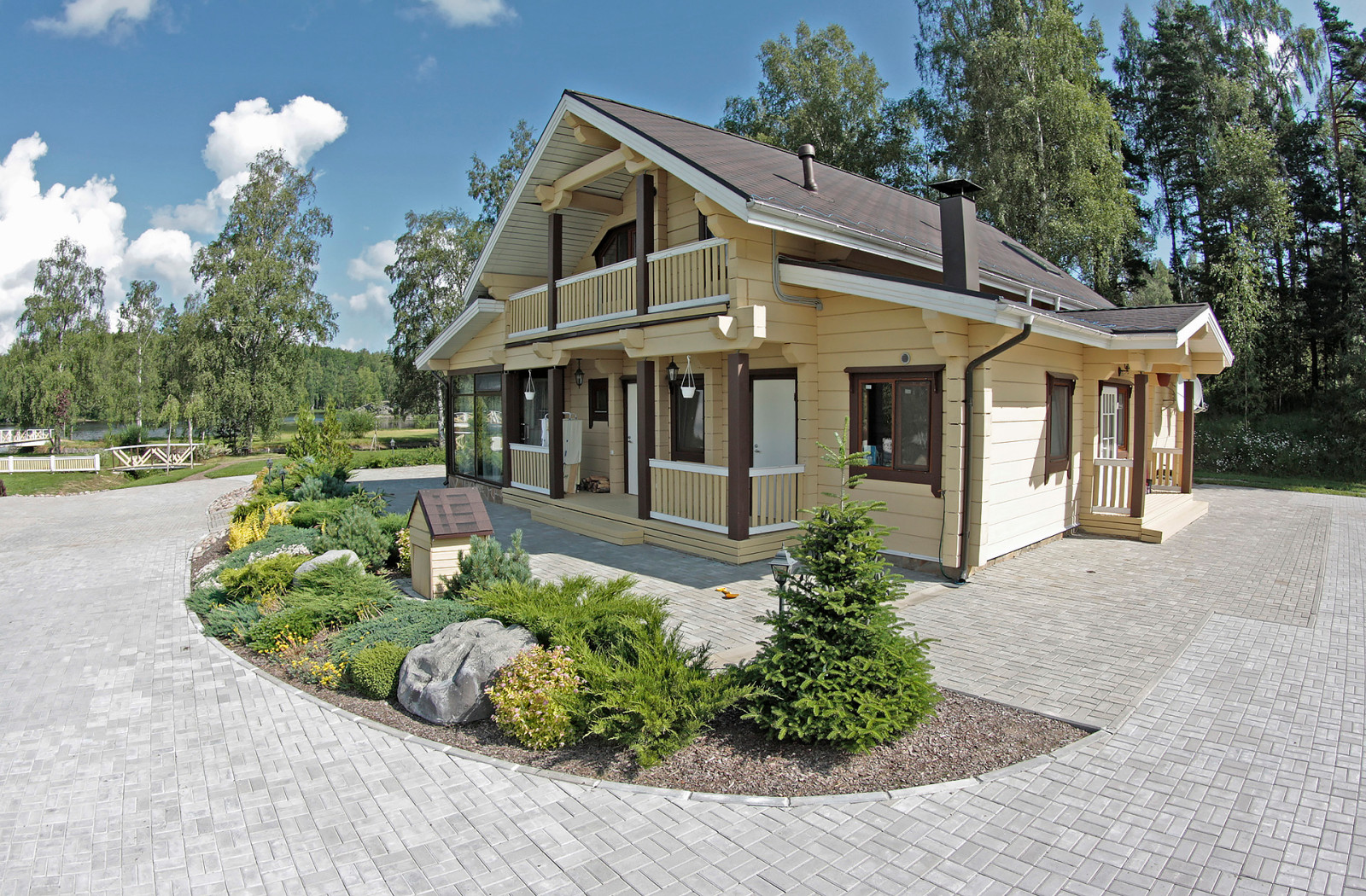 Wooden house in Melnikovo