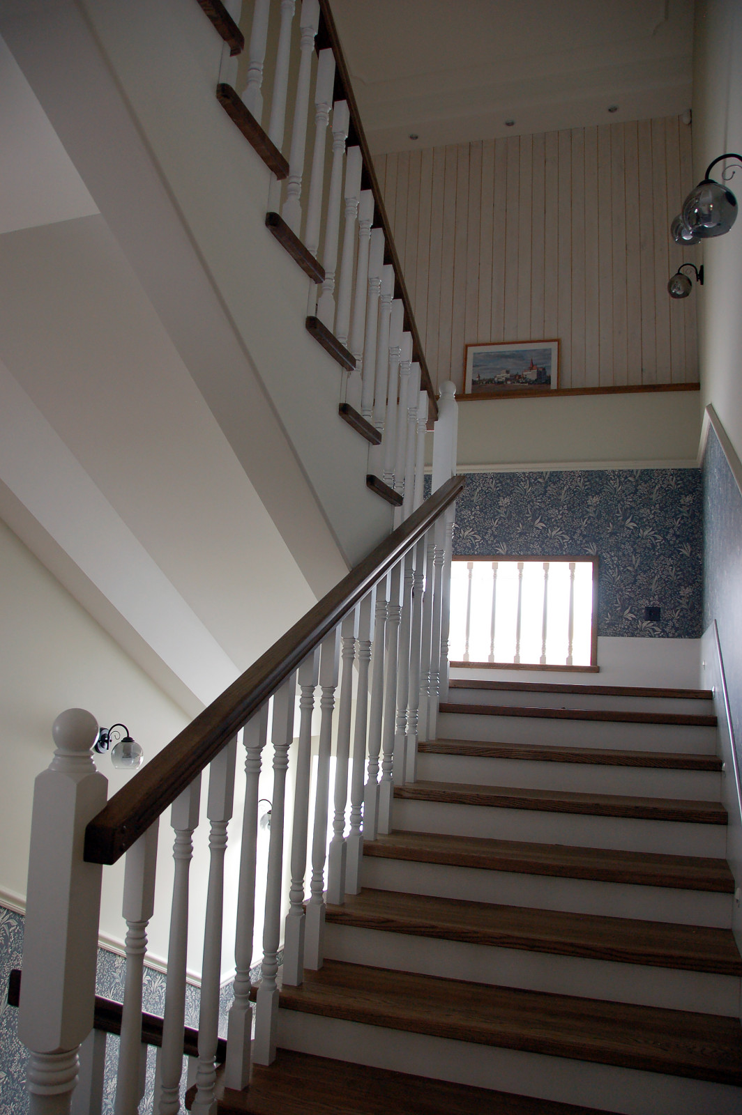 последняя работа - коттедж 300 метров с традиционной атмосферой уюта