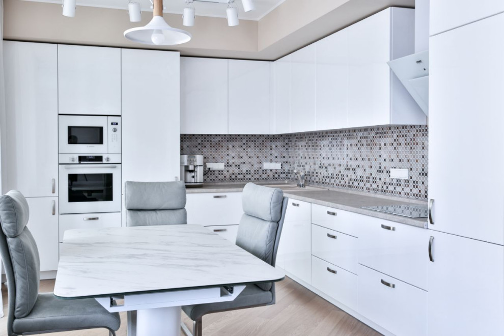 Обложка проекта: Кухня