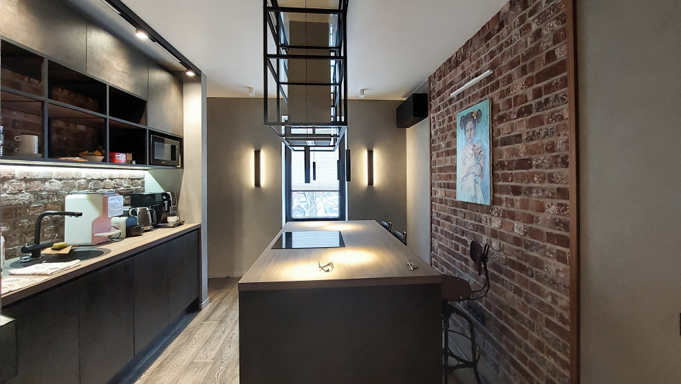 Лофт в квартире фотографа: кухня и холл, 103 кв. м.