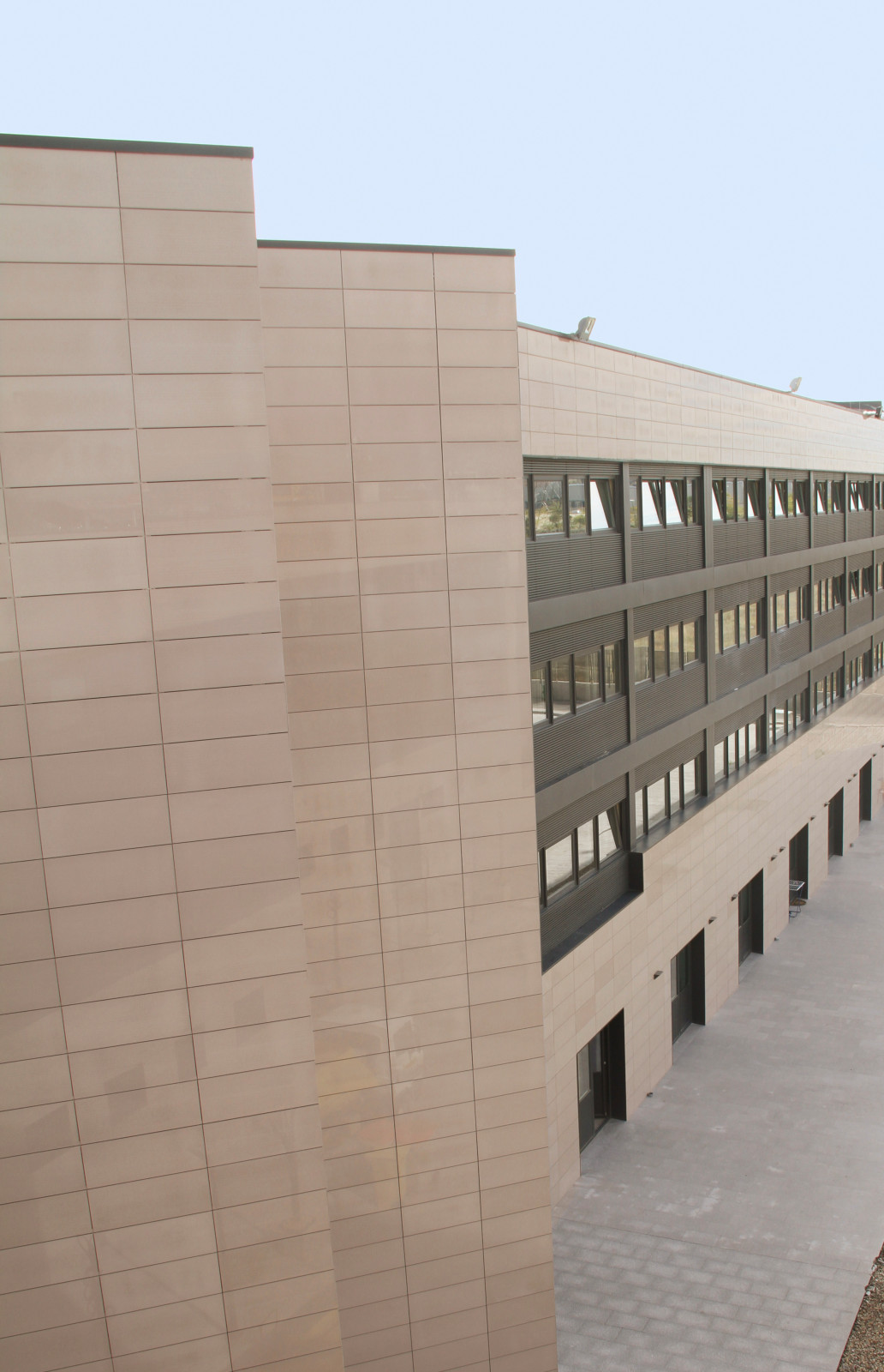 Готовые объекты с панелями Frontek Испания.