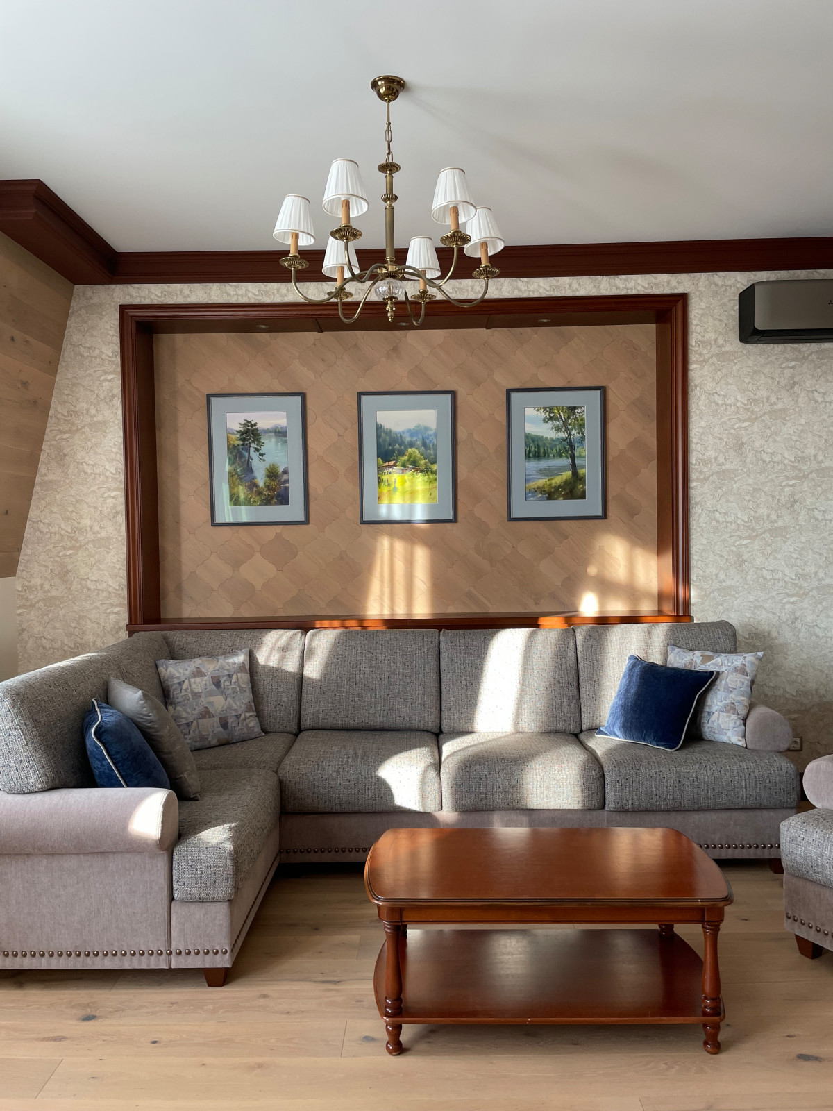 Дизайн двухуровневой квартиры 157 кв.м. "Мансарда" для семьи с двумя детьми