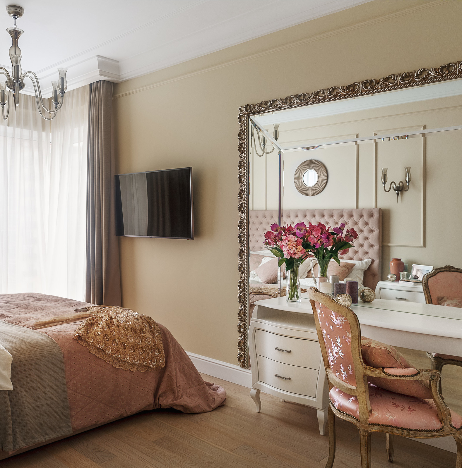 Houzz тур: Квартира, где много света и деталей искусства