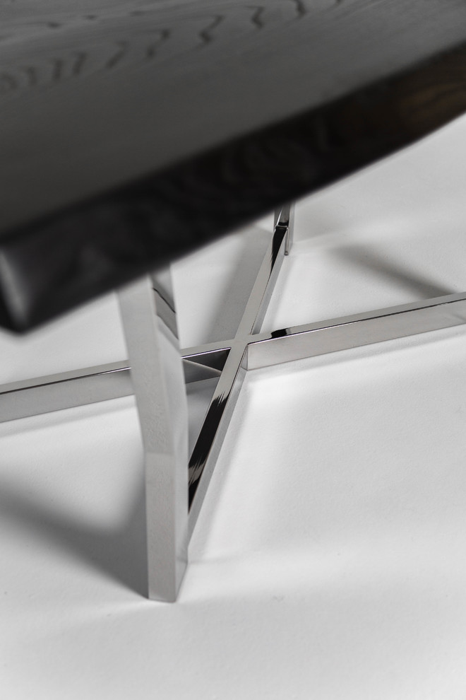 Стол-река из черного ясеня Black Diamond