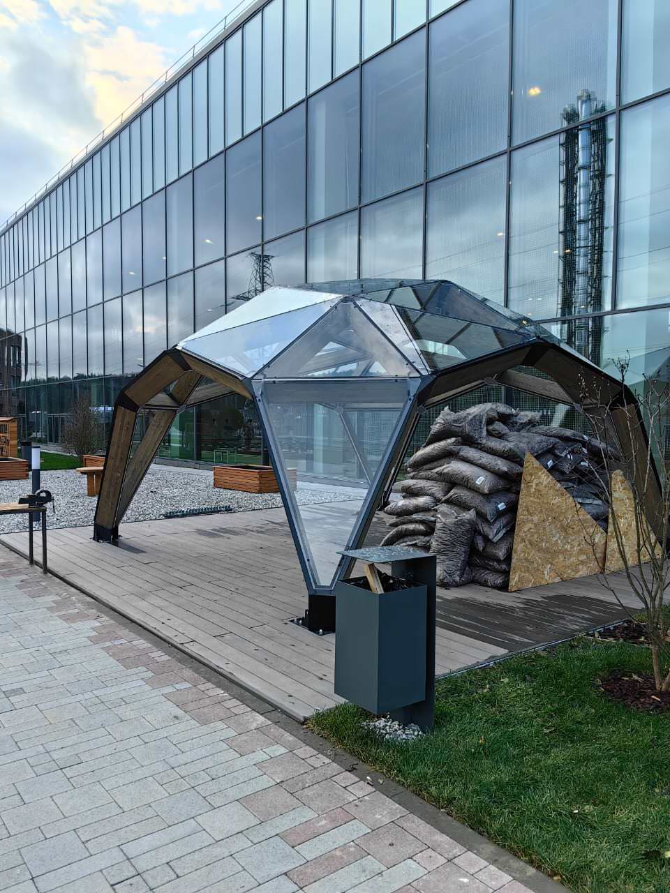 Купольные дома и беседки, глэмпинги