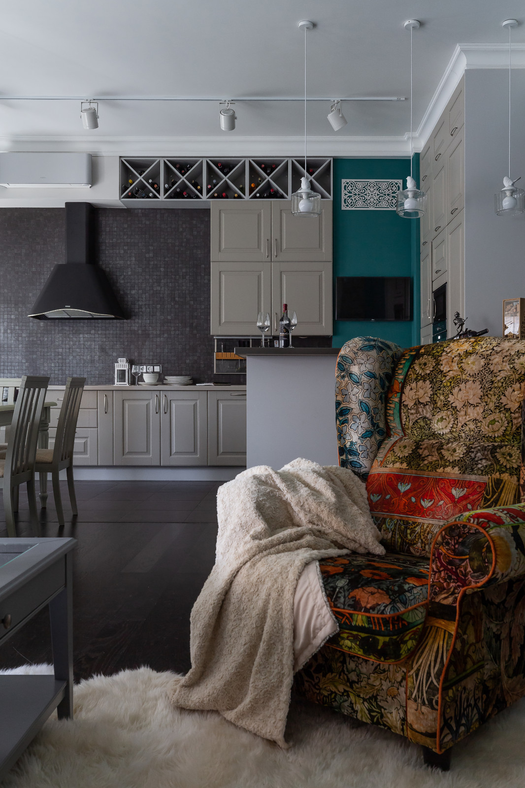 Интерьер Александры Панковой в старом фонде Петербурге