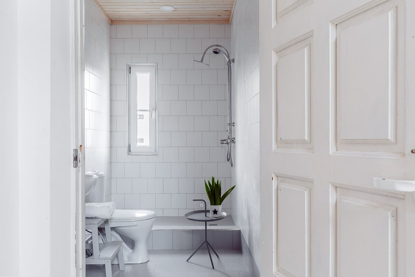 Белый номер