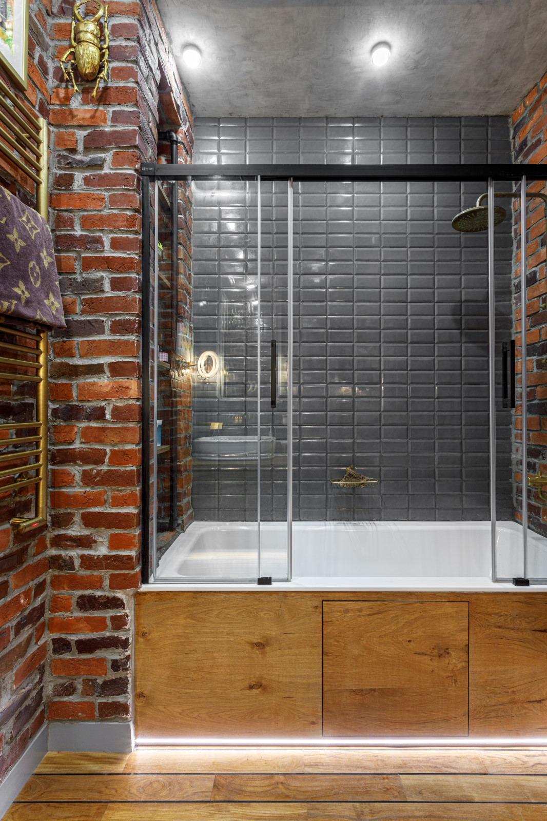 Яркий лофт для ценителя современного искусства