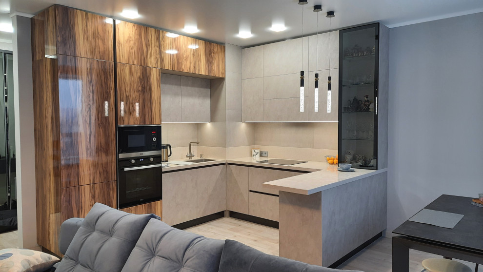 Обложка проекта: Кухня на заказ в Ижевске, ЖК Ривьера Парк