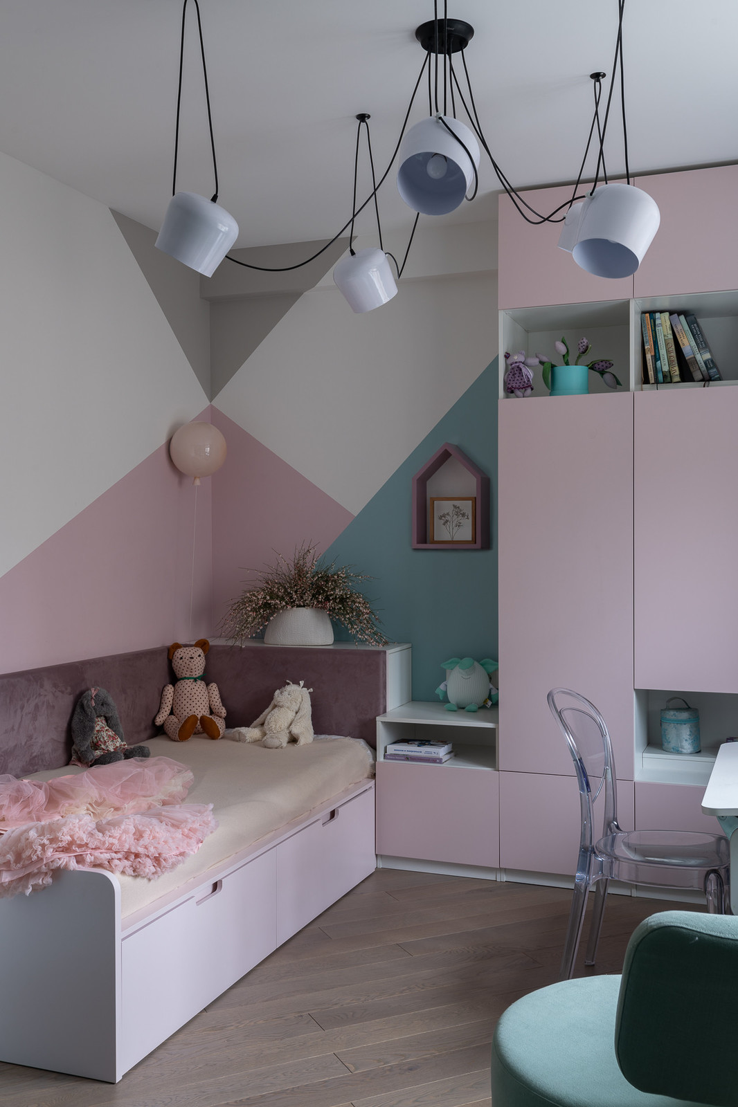 Пространство для девочек/ Girls’s space