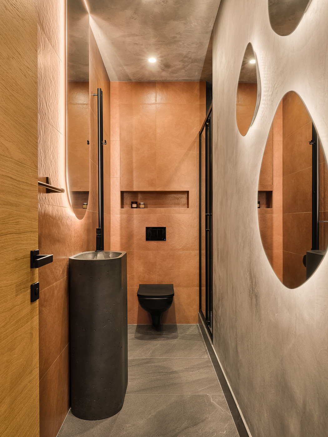 Трехкомнатная квартира 98 кв.м. в ЖК "Западный порт"