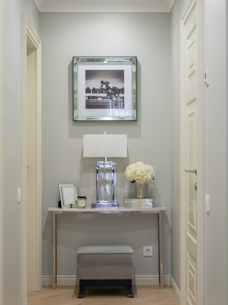 Классический интерьер в светлых тонах ЖК "Камелия"