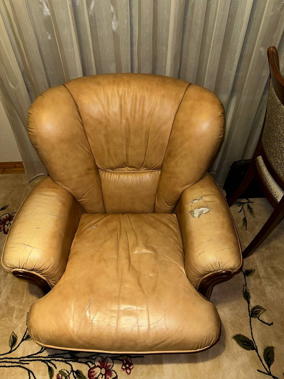 Обложка проекта: Обивка дивана и кресел OBIVKA.ru