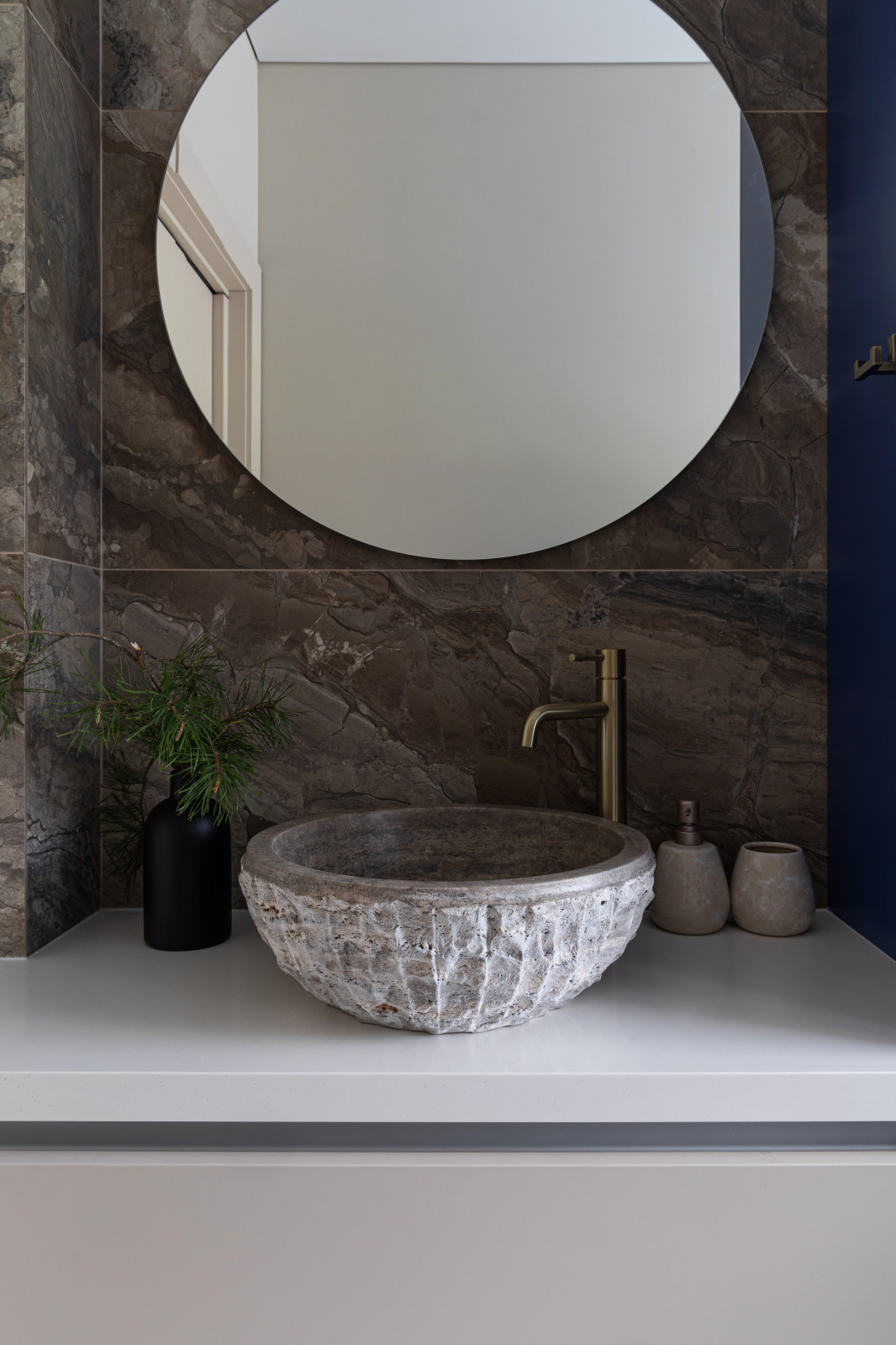 Обложка проекта: дом Изумрудное