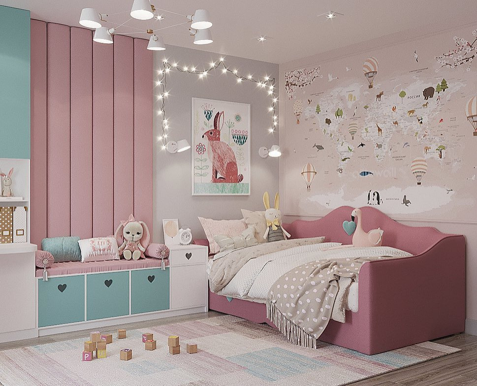 Нежная комната для девочки с картами мира на обоях Alltowall, которые можно мыть