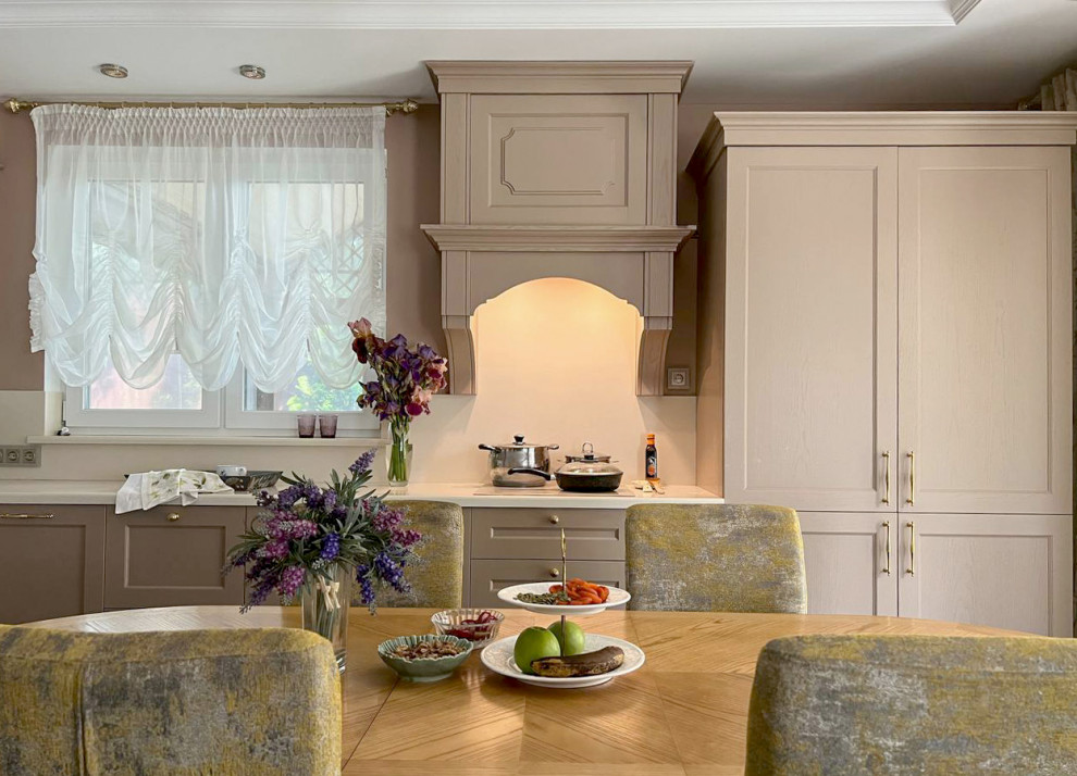 Реновация интерьера дома для семьи с тремя детьми.