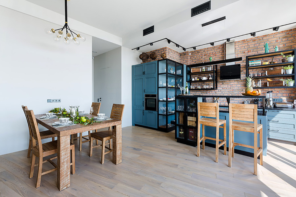 КВАРТИРА ДЛЯ СОВРЕМЕННОЙ ТВОРЧЕСКОЙ СЕМЬИ