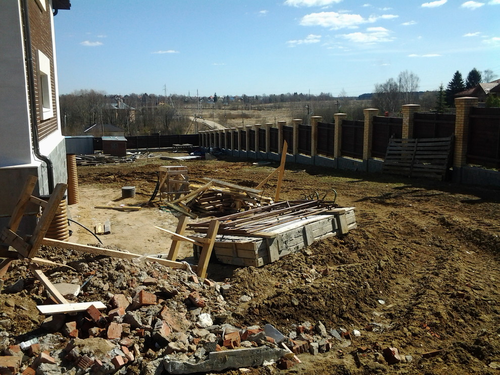 Благоустройство и озеленение участка 50 соток  на Дмитровском шоссе.