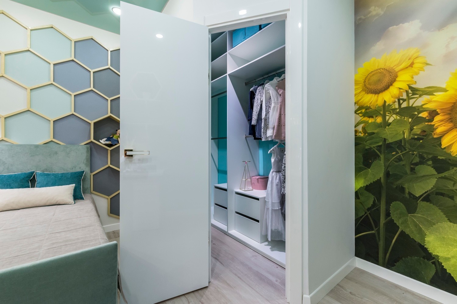 Детская с капелькой мёда