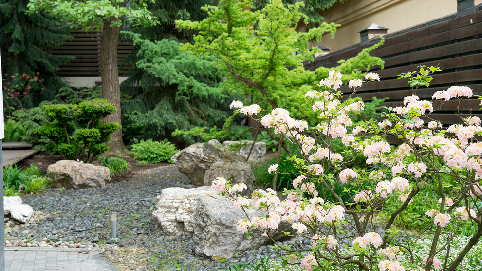 Сад с японским характером в КП "Ландшафт", Усово 2010 г