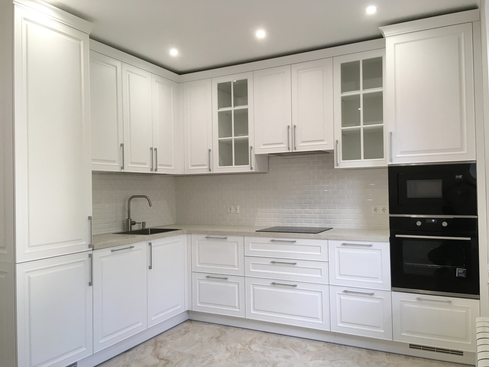 Обложка проекта: Кухня неоклассика