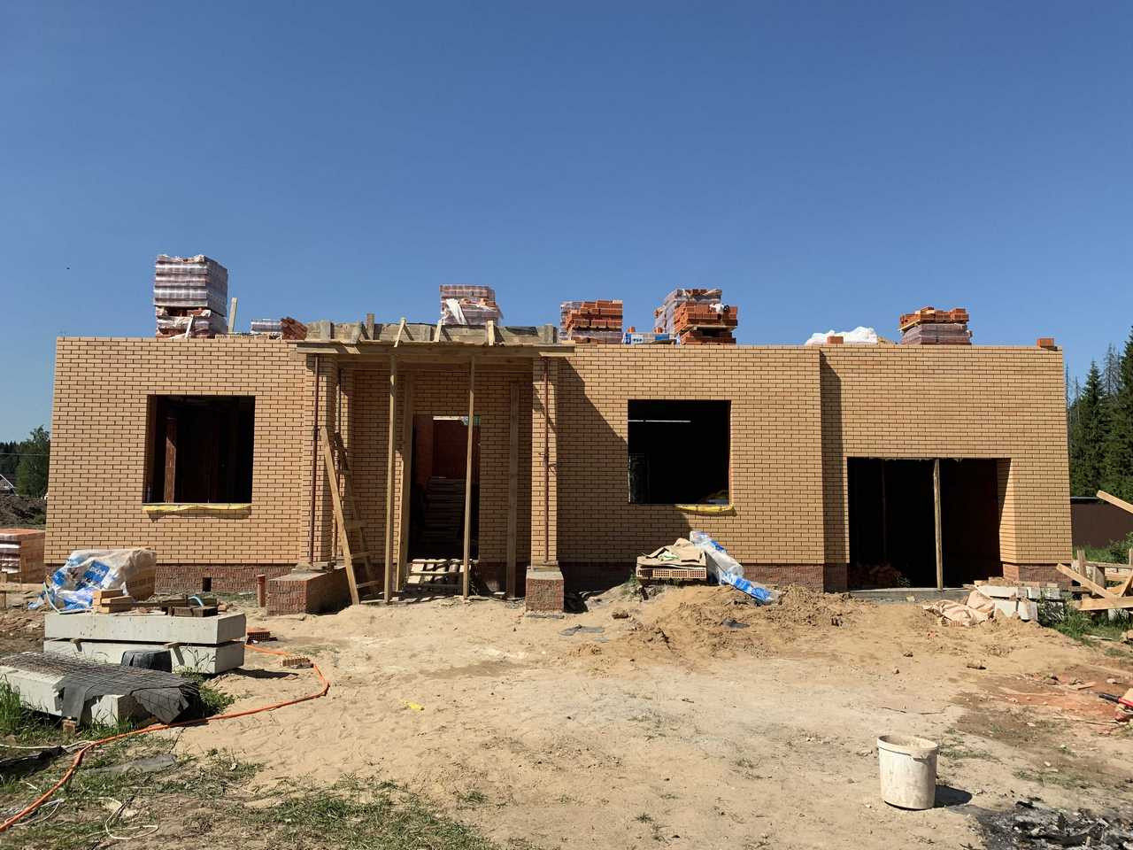 Строительство дома в классическом стиле в усадьбе Мураново