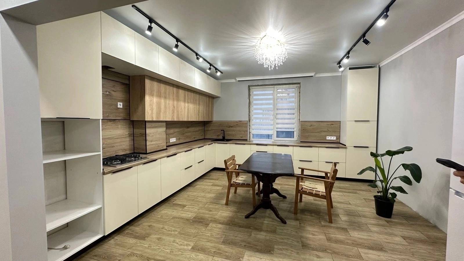 Обложка проекта: Кухня на заказ