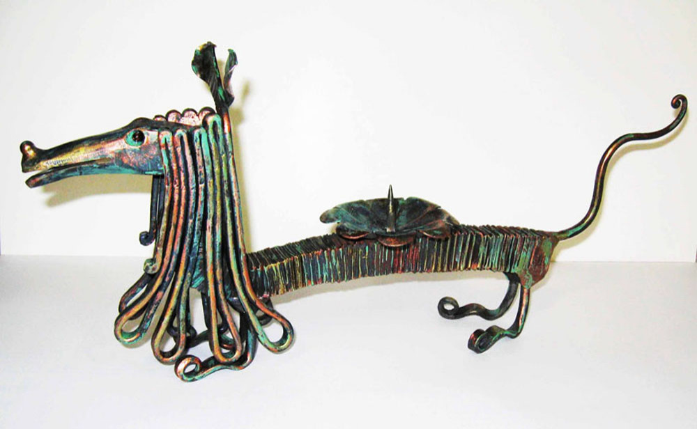 Обложка проекта: Подсвечник "Такса"