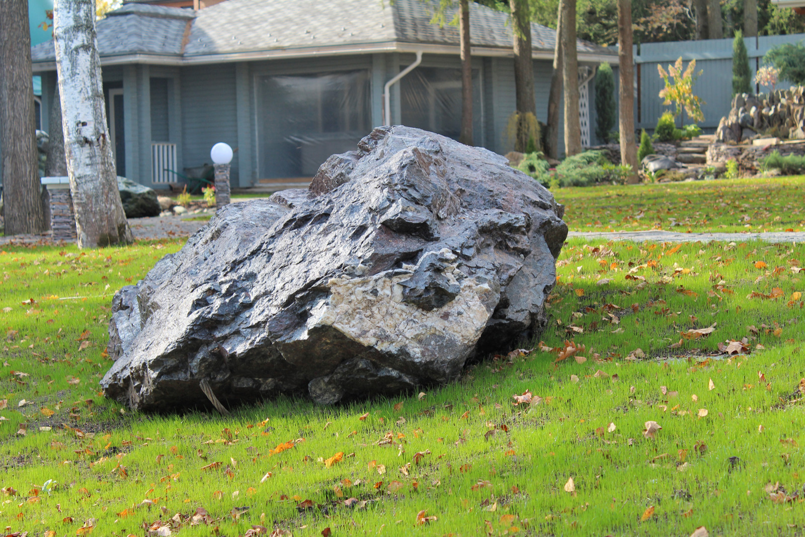 Под одной крышей