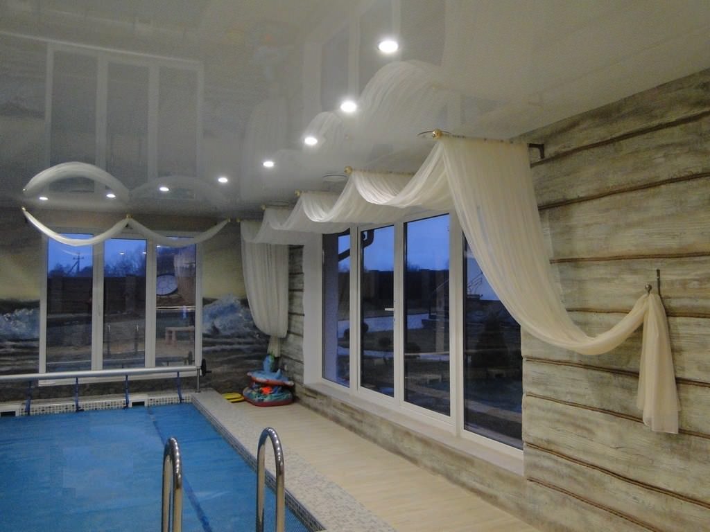 Обложка проекта: Декоративное оформление бассейна