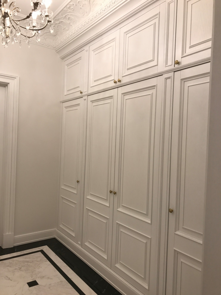 Смольный квартира