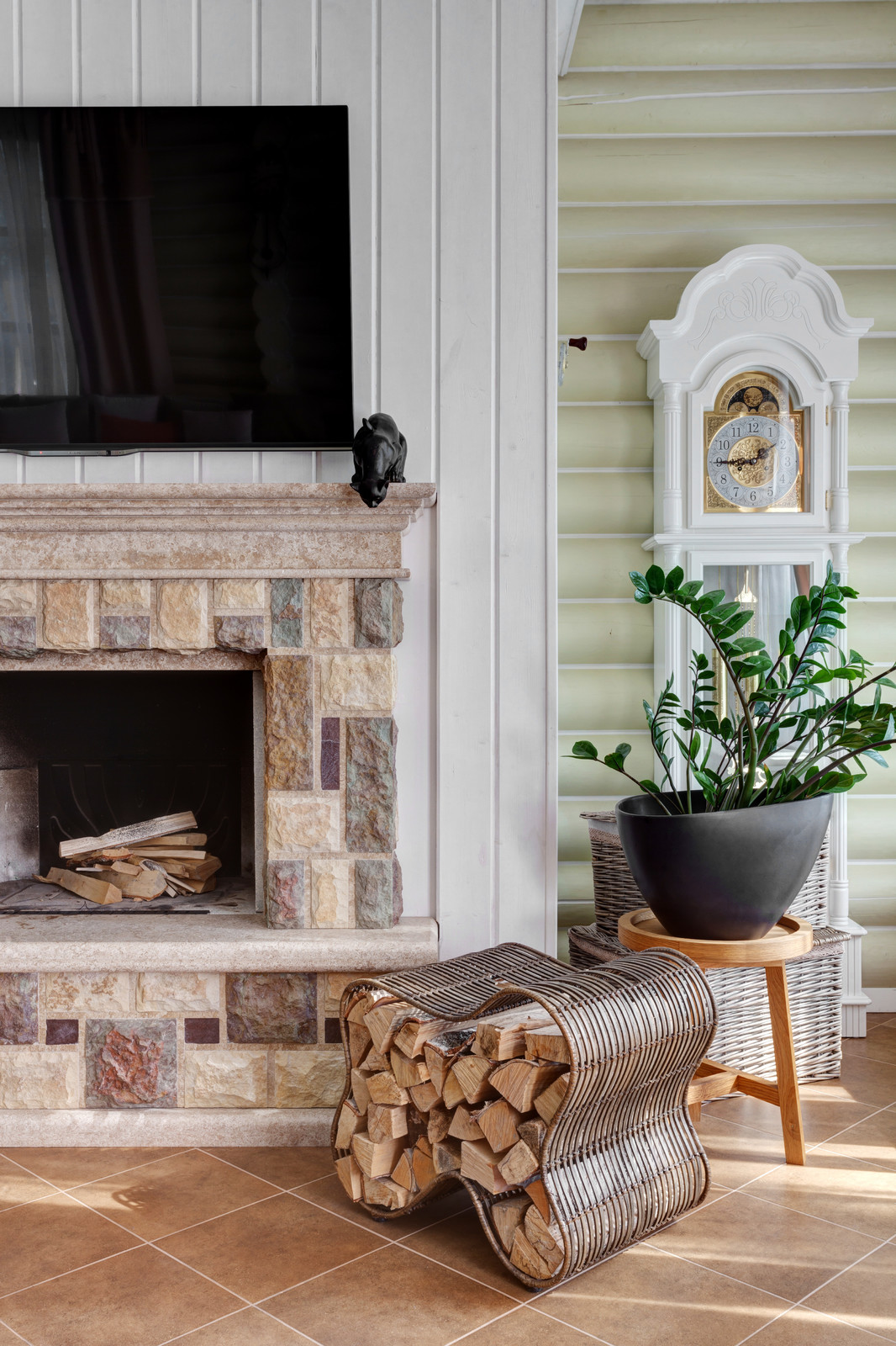 Нouse in a pine forest