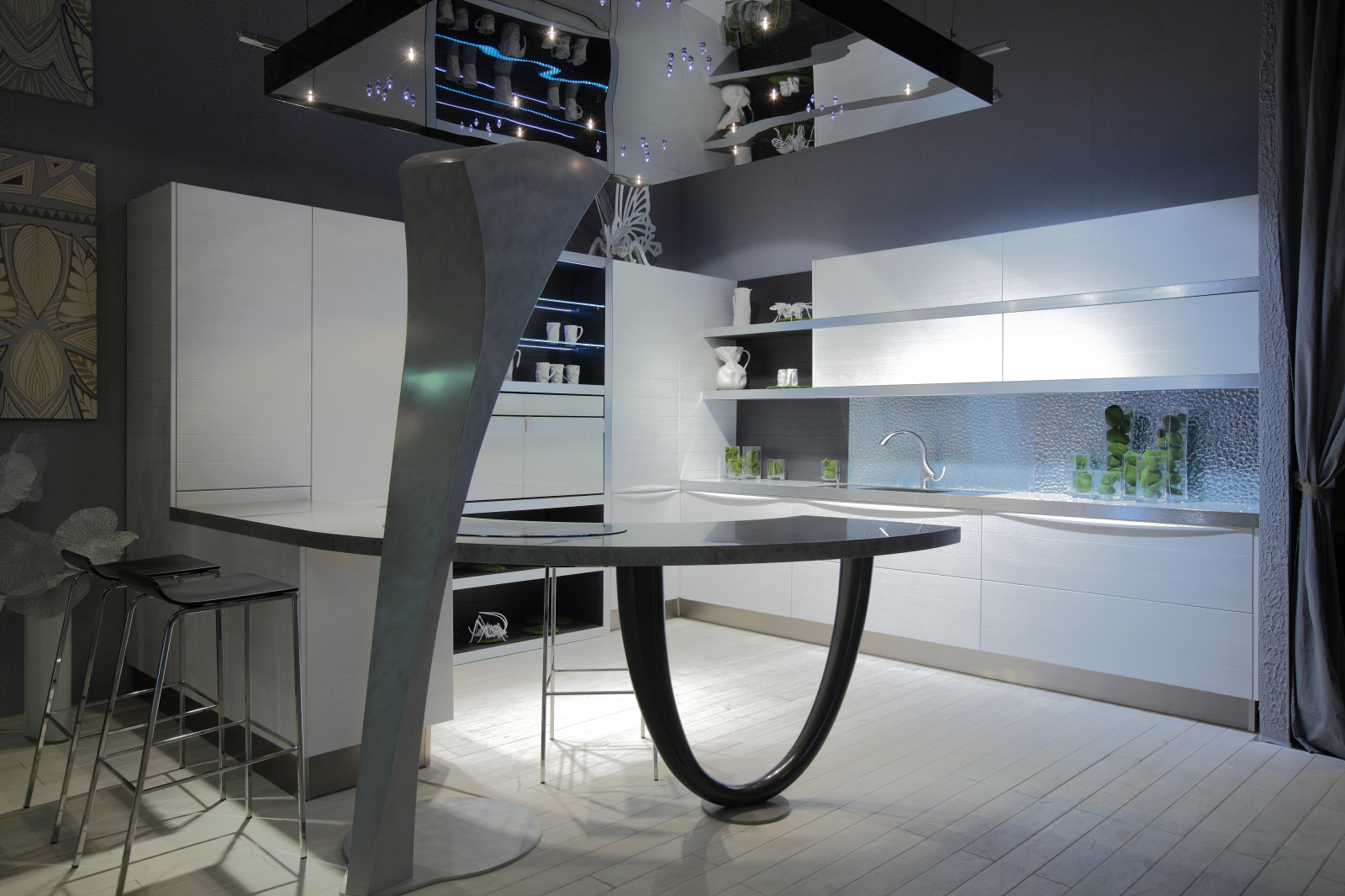 Кухня белый шпон