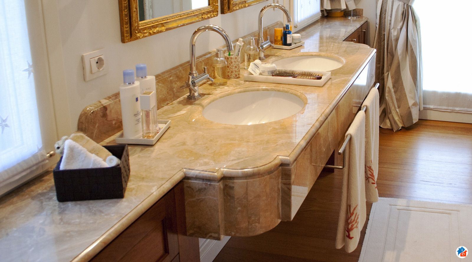 Обложка проекта: Столешницы из мрамора