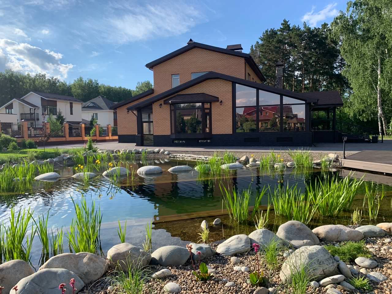 Плавательный водоём в Челябинске