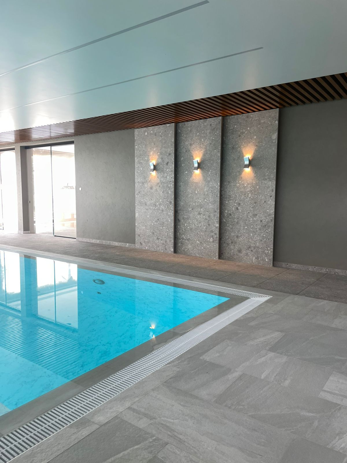 Бассейн Новороссийск, бетон и лайнер ПВХ