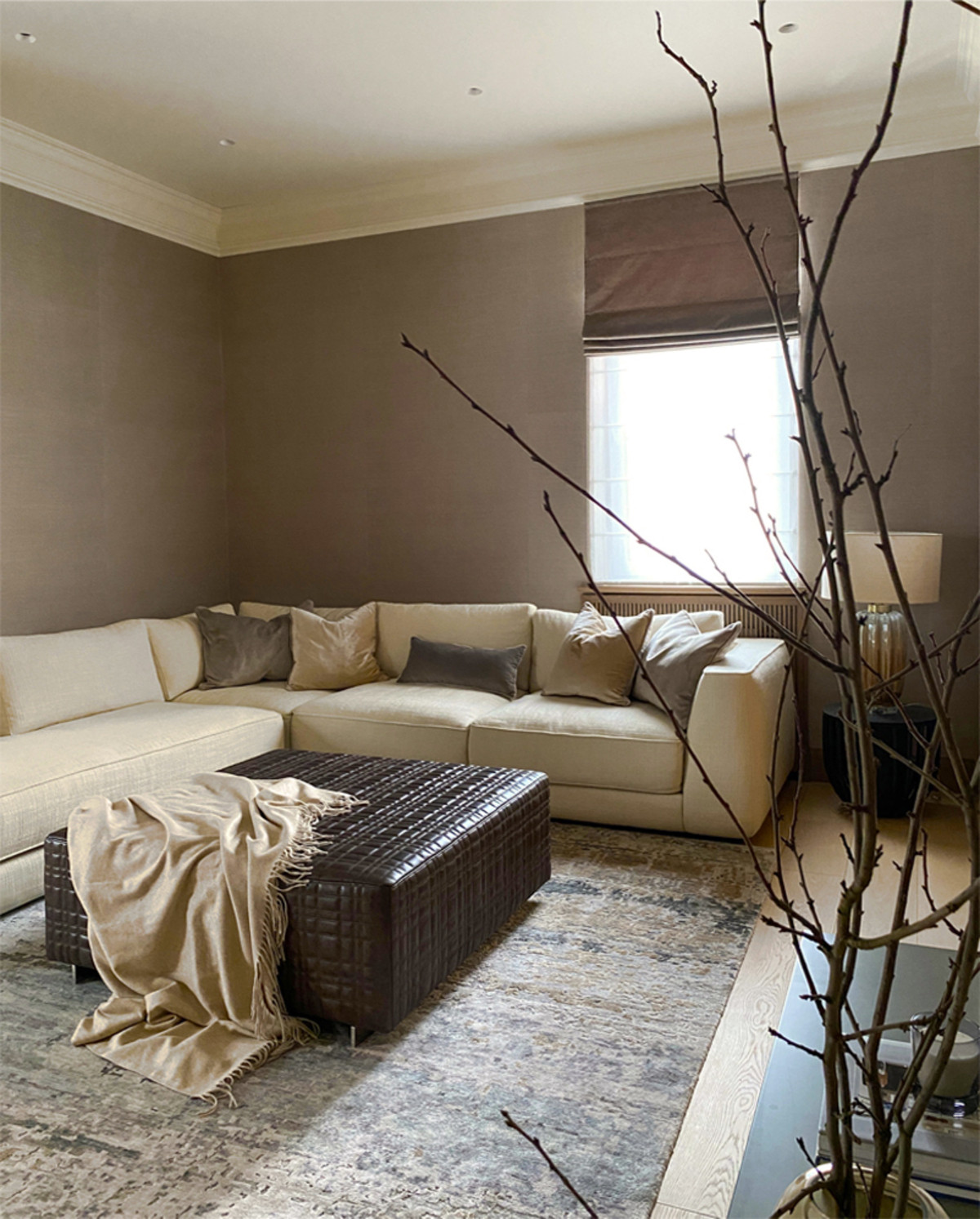 Библиотека в загородном доме