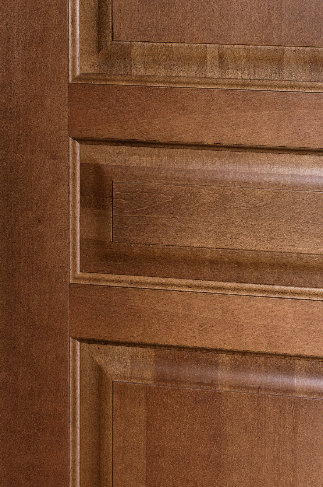 Модели Стимул и Премьер в отделке Ольха Орех