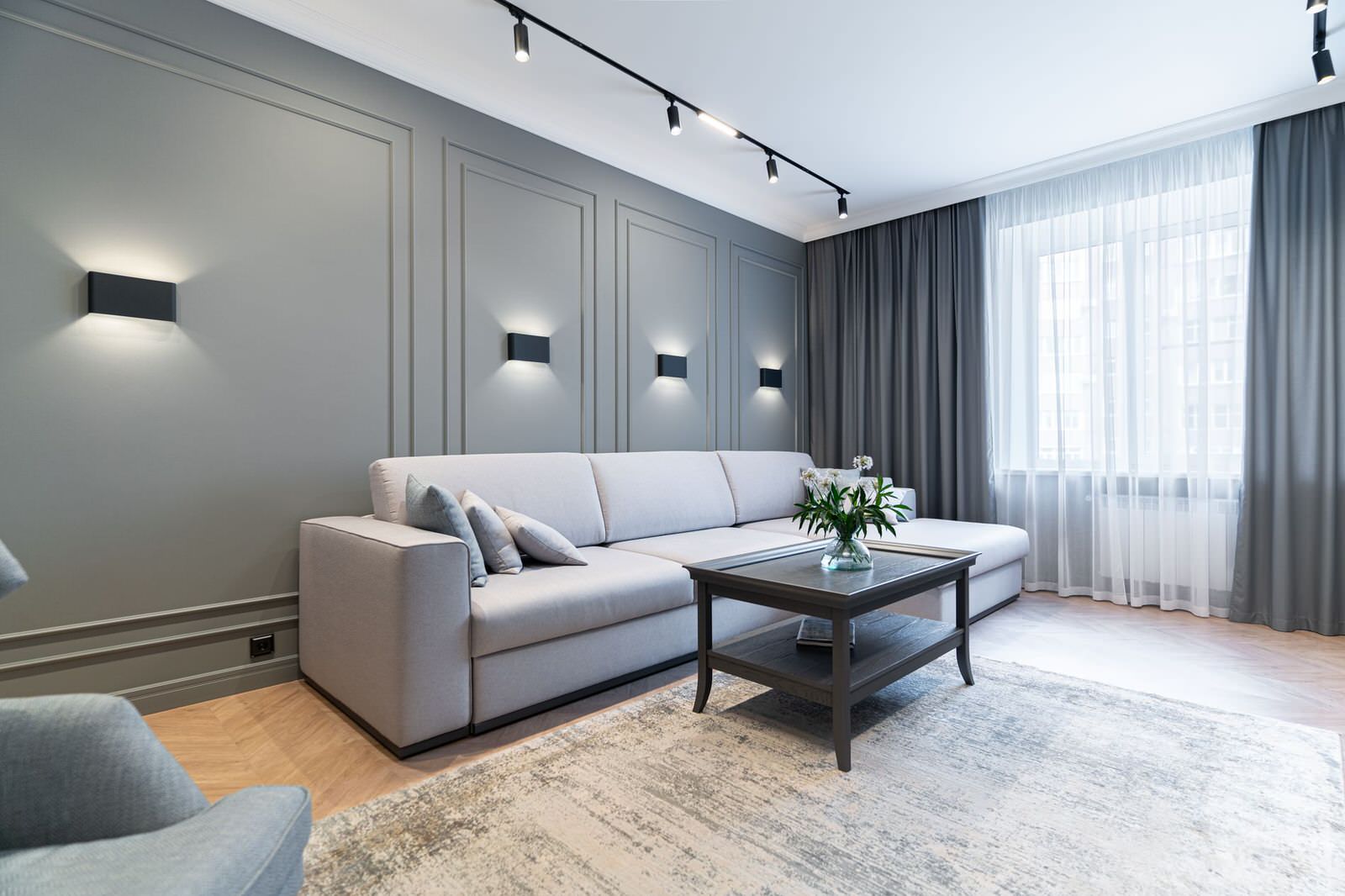 Английская классика с элементами неоклассики