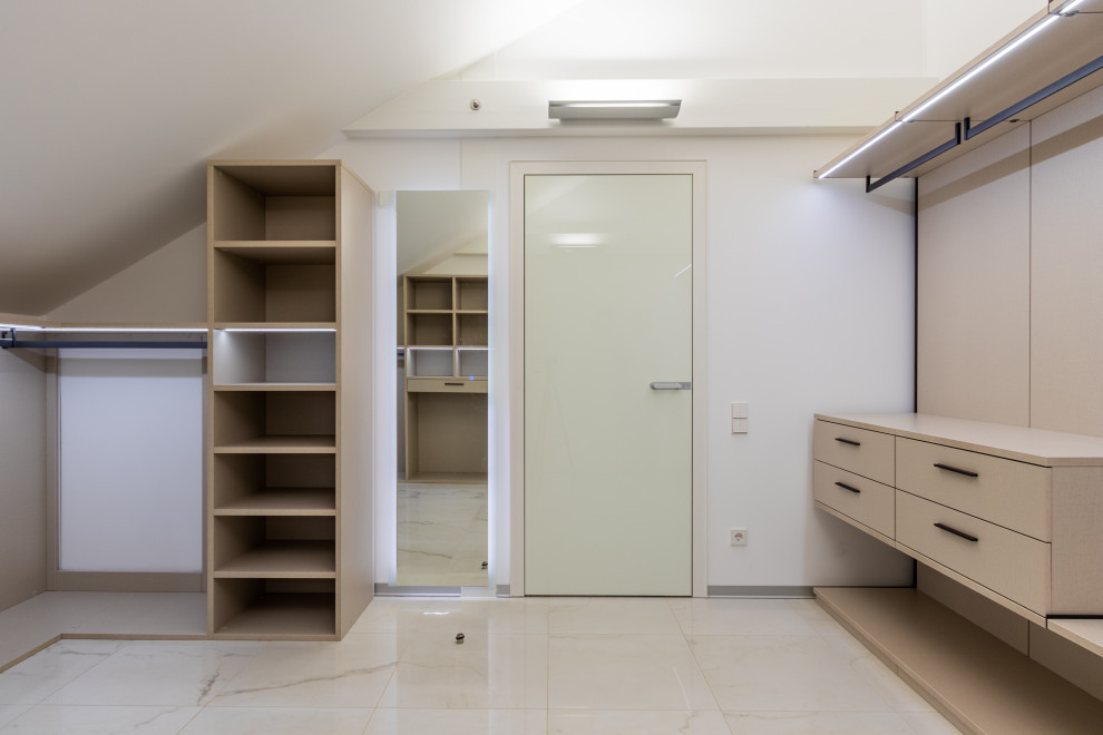 Гардеробная APPERIA на мансарде