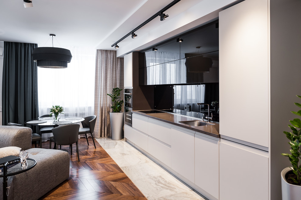 Контемпорари для холостяка